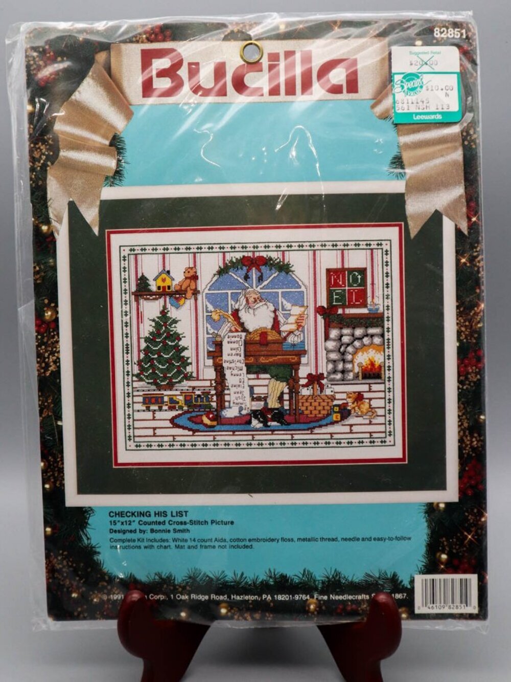 Vtg Bucilla Christmas Cross Stitch Kit Santa Checking His List 15"x12" #82851